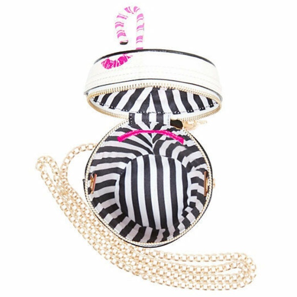 Betsey Johnson KITSCH GINGERBREAD LATTE CROSSBODY - Picture 4 of 7